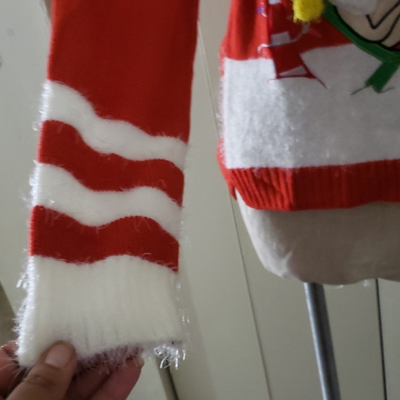 Long Sleeve Holiday Sweater - Picture 3 of 4